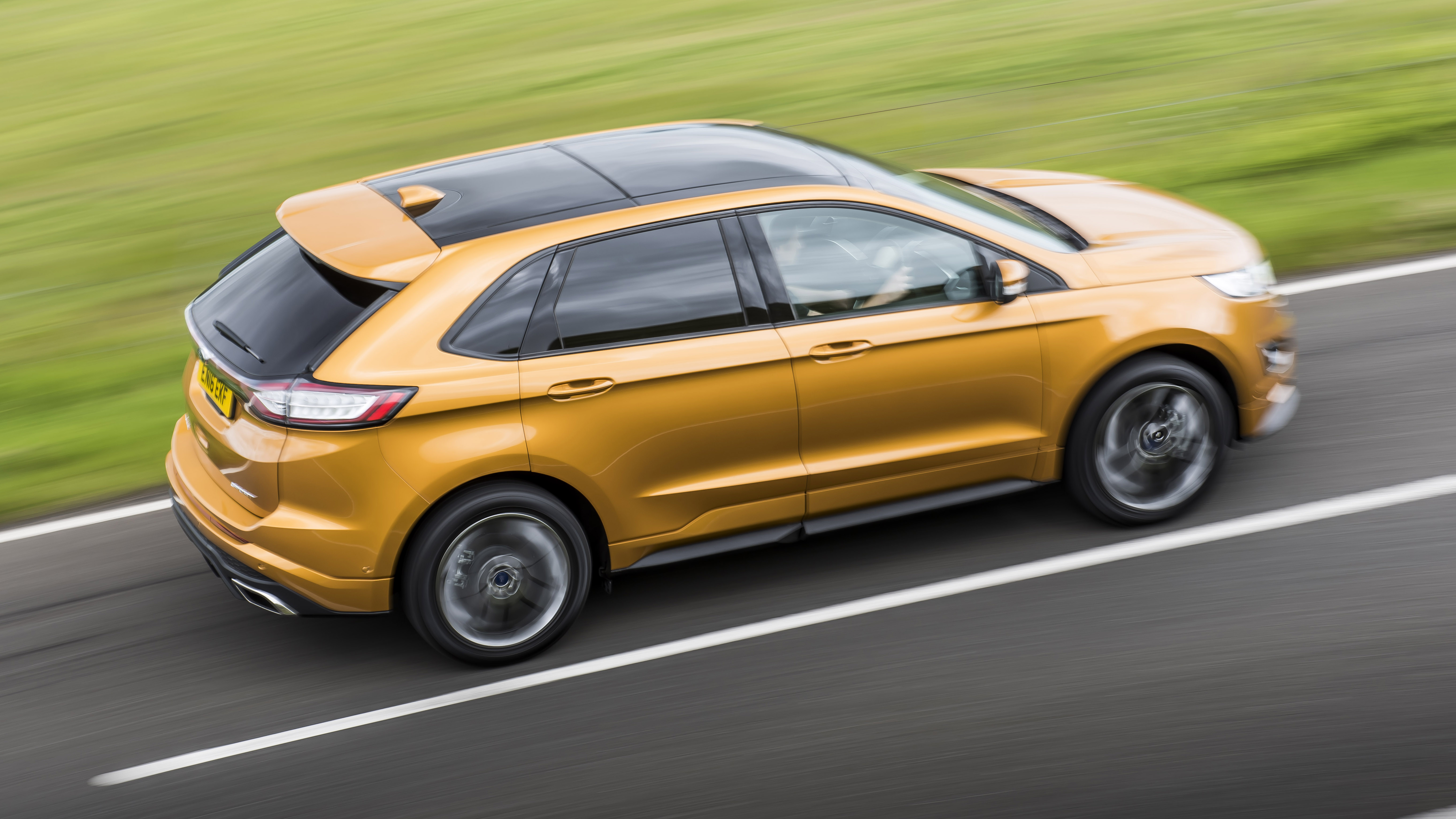 fordedge_uklaunch-exteriordynamicroad_42.jpg