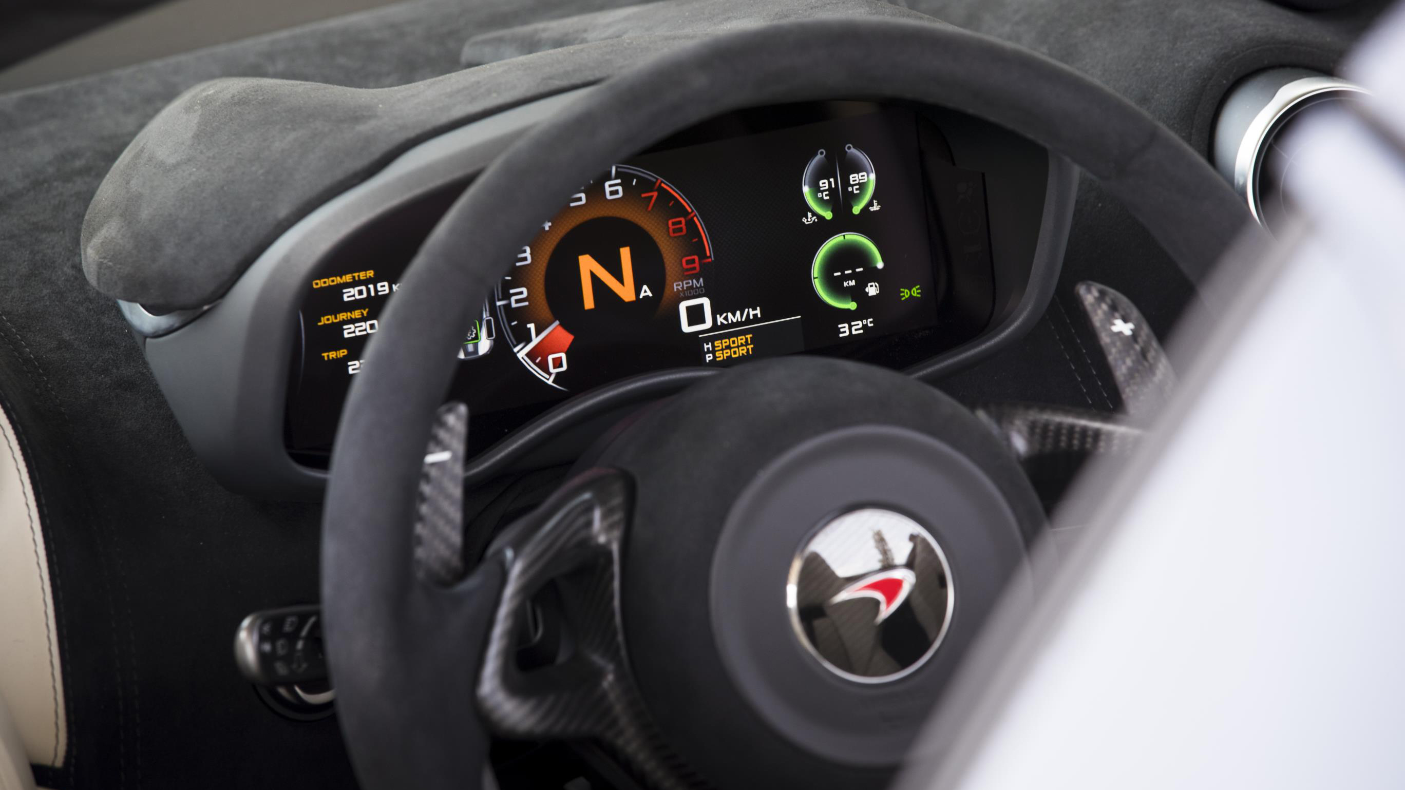 1417770_mclaren_570s_spider_drive-0043.jpg