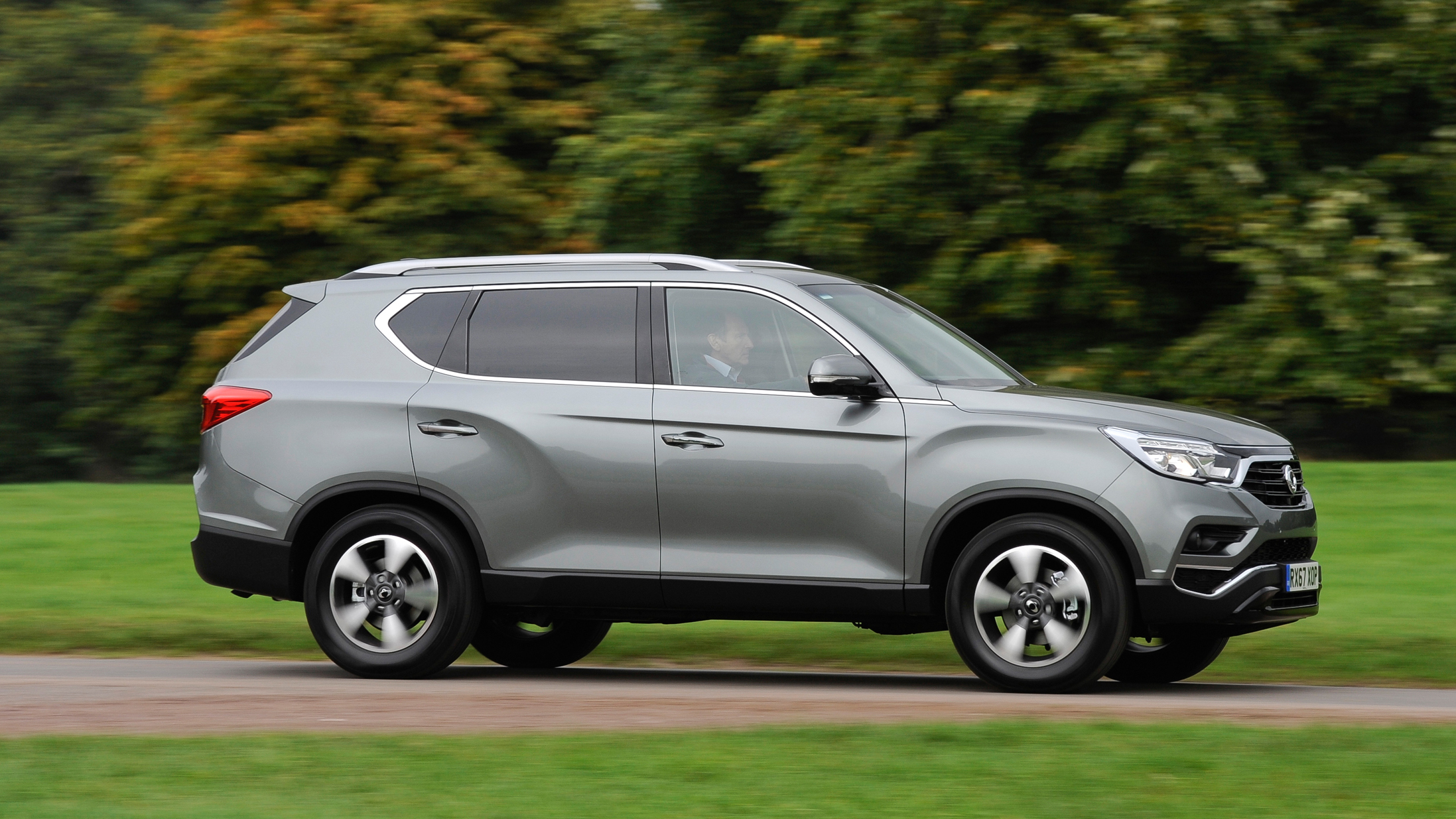 ssangyong_rexton_22.jpg