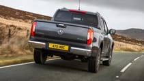 mercedes-benz_x-class-13.jpg