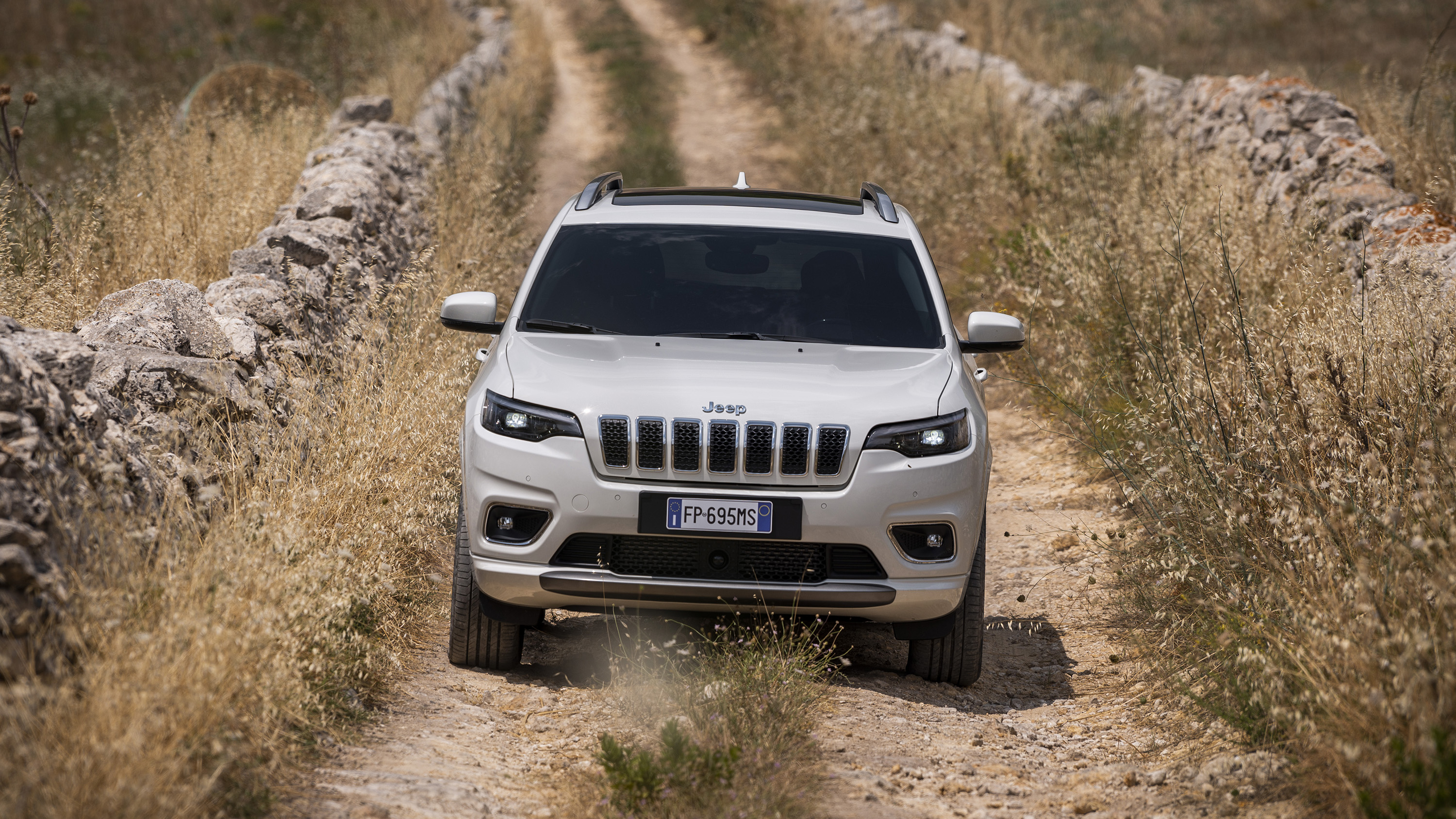 new_jeep_cherokee_overland_33.jpg