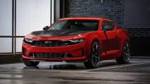 2019-chevrolet-camaro-turbo1le-001.jpg