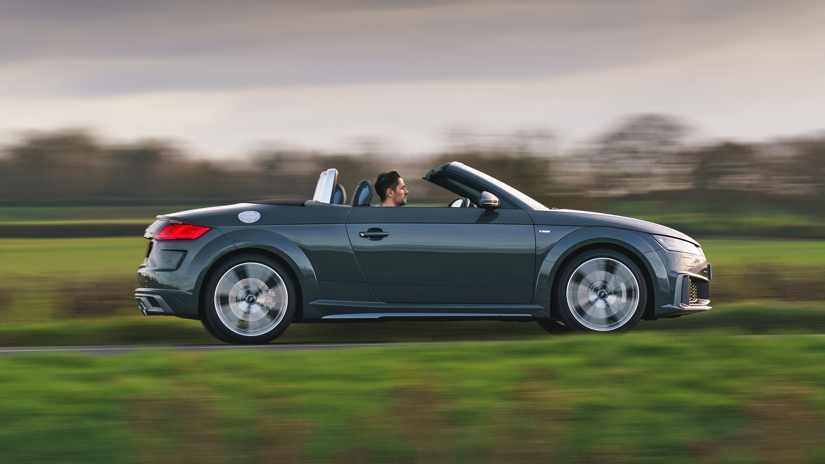 audi_tt_roadster_040.jpg