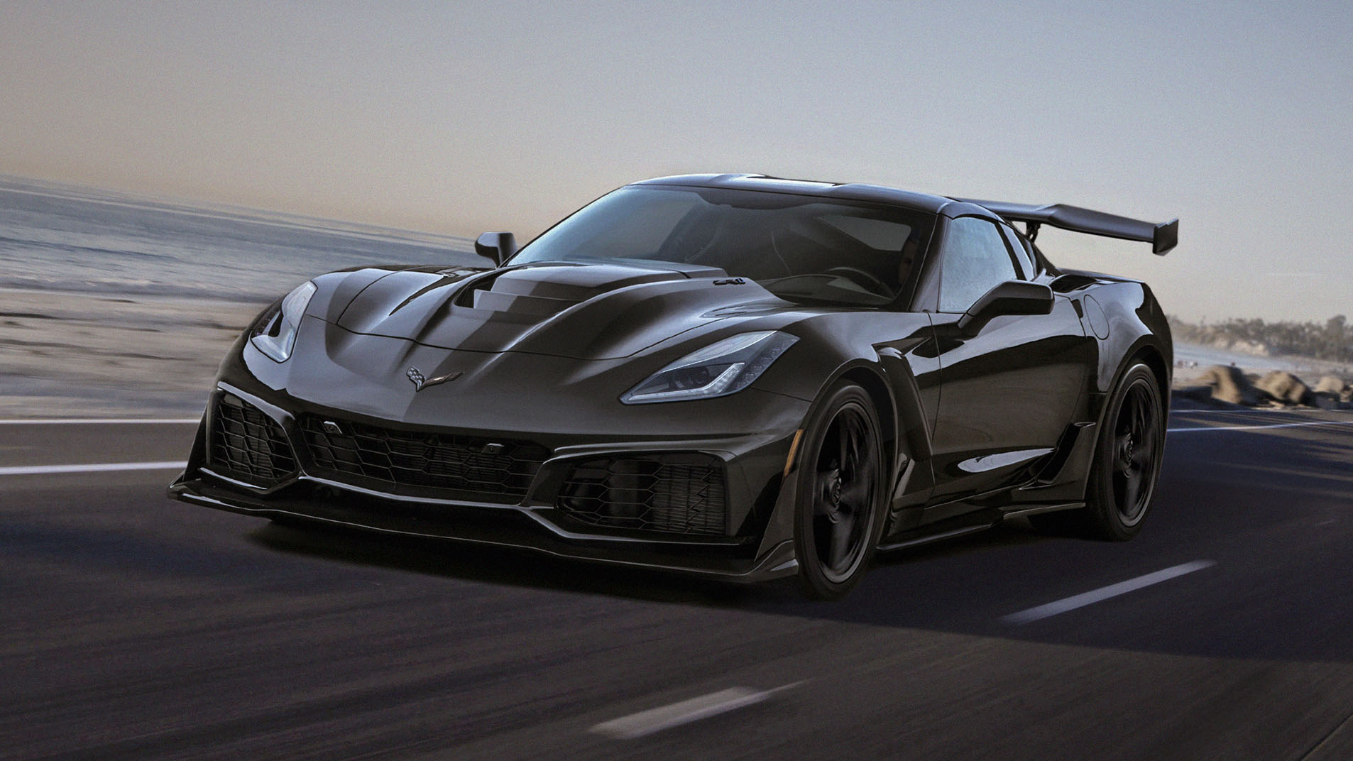 2019-chevrolet-corvette-zr1-011.jpg