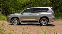 2020_lexus_gx460_atomic_silver_rioja_red_mc_08.jpg