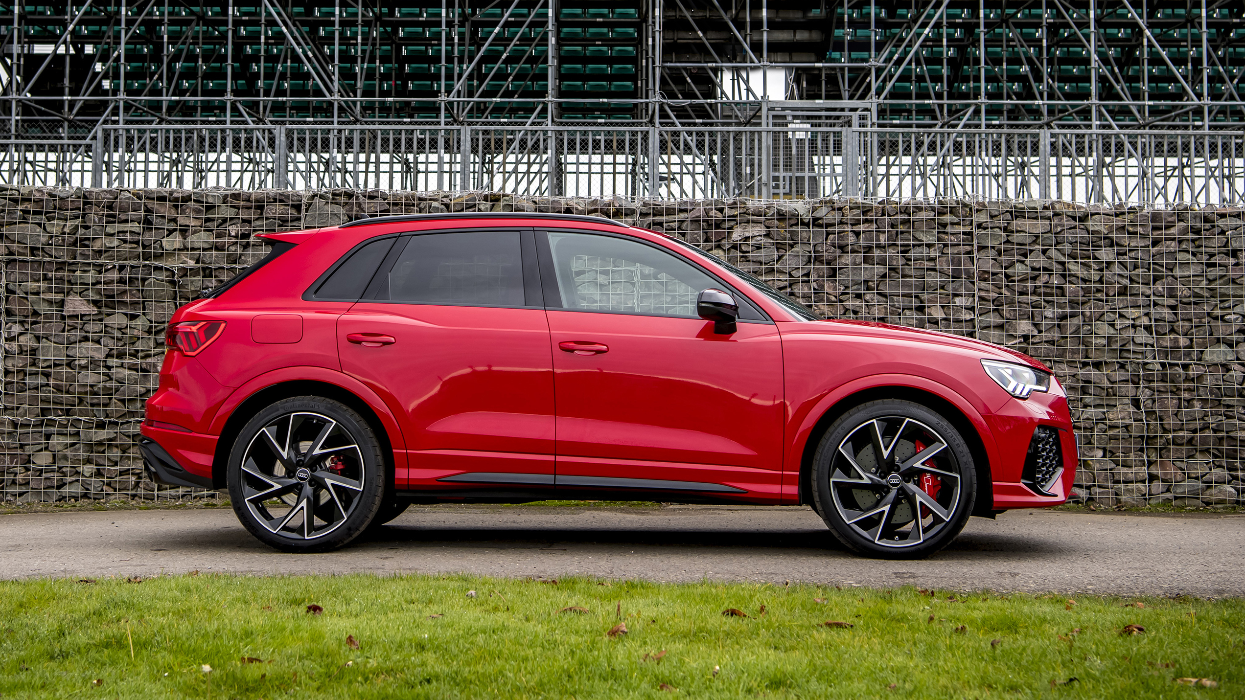 audi_rs_q3_005.jpg