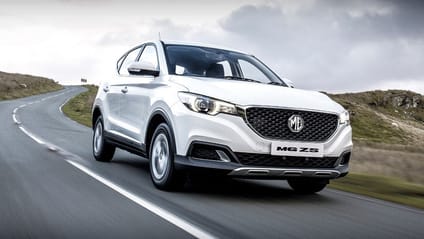 MG ZS front three quarter dynamic 