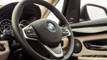 bmw_2_series_218d_sport_5dr_-_interior_2_-_2014.jpg
