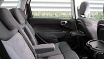 fiat_500l_1.6_multijet_105_trekking_5dr_-_interior_2_-_2014.jpg