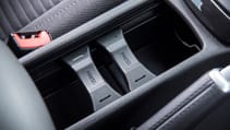 ford_focus_1.6_edge_5dr_-_interior_2_-_2014.jpg
