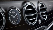 mercedes-benz_s_class_s63_2dr_auto_-_interior_2_-_2014.jpg