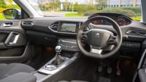 peugeot_308_1.6_e-hdi_115_feline_5dr_-_interior_2_-_2014.jpg