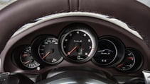 porsche_911_turbo_2dr_pdk_-_interior_3_-_2014.jpg