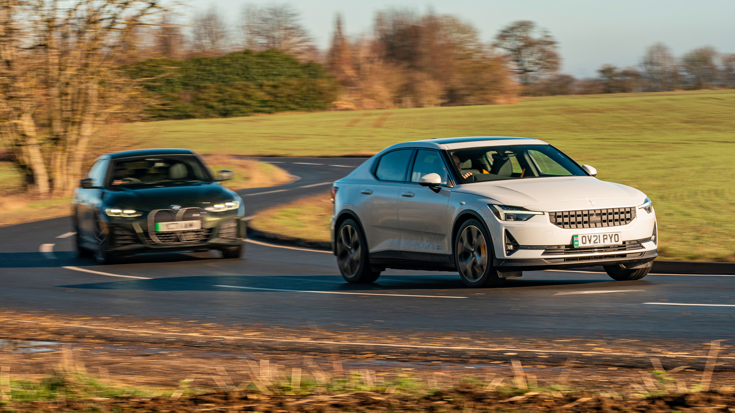 BMW i4 vs Polestar 2 dynamic