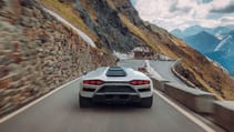 Lamborghini Countach vs Stelvio 