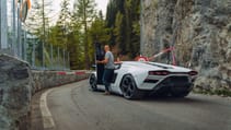 Lamborghini Countach vs Stelvio 