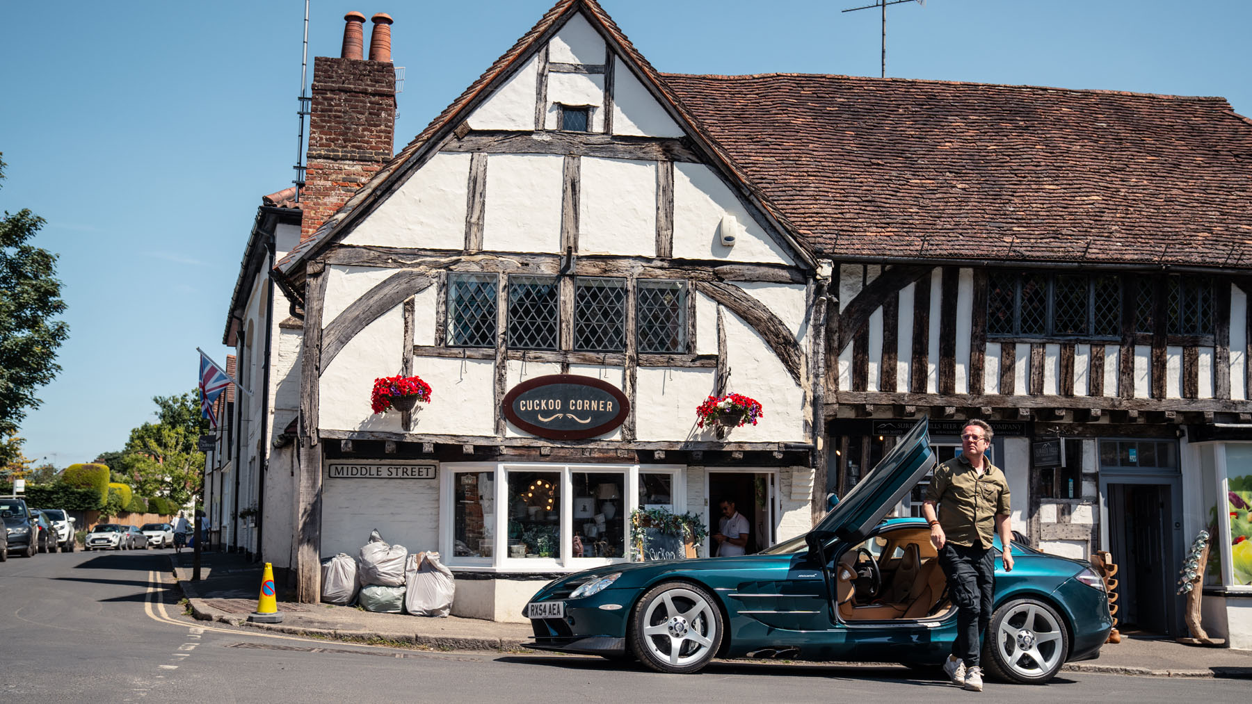 Retro - Merc SLR