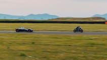 BAC MONO R vs bike