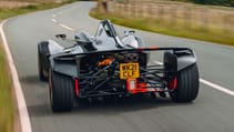 BAC MONO R vs bike