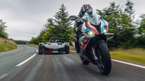 BAC MONO R vs bike