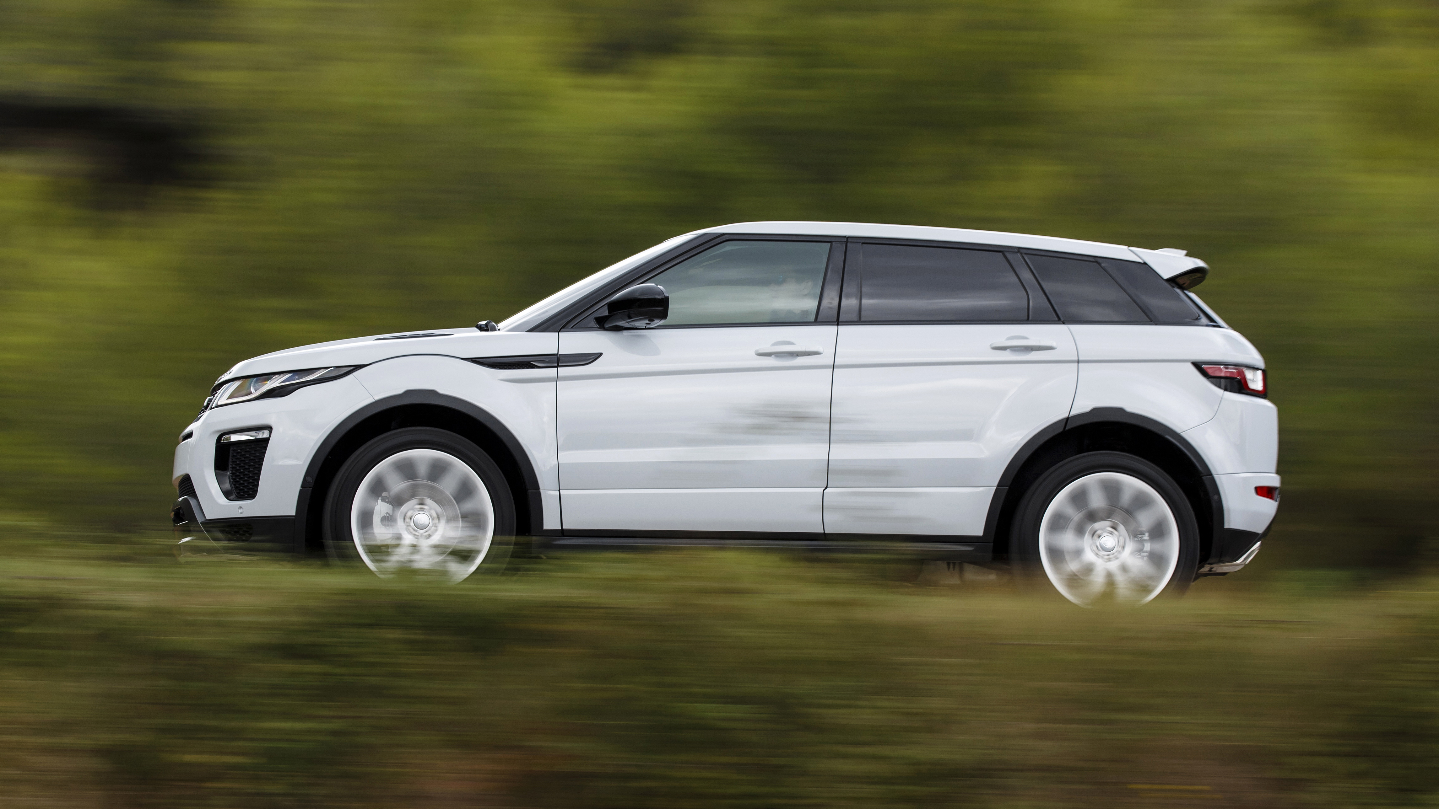 rr_evoque16my_4wd_087.jpg