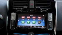 new_nissan_leaf_30_kwh_031.jpg