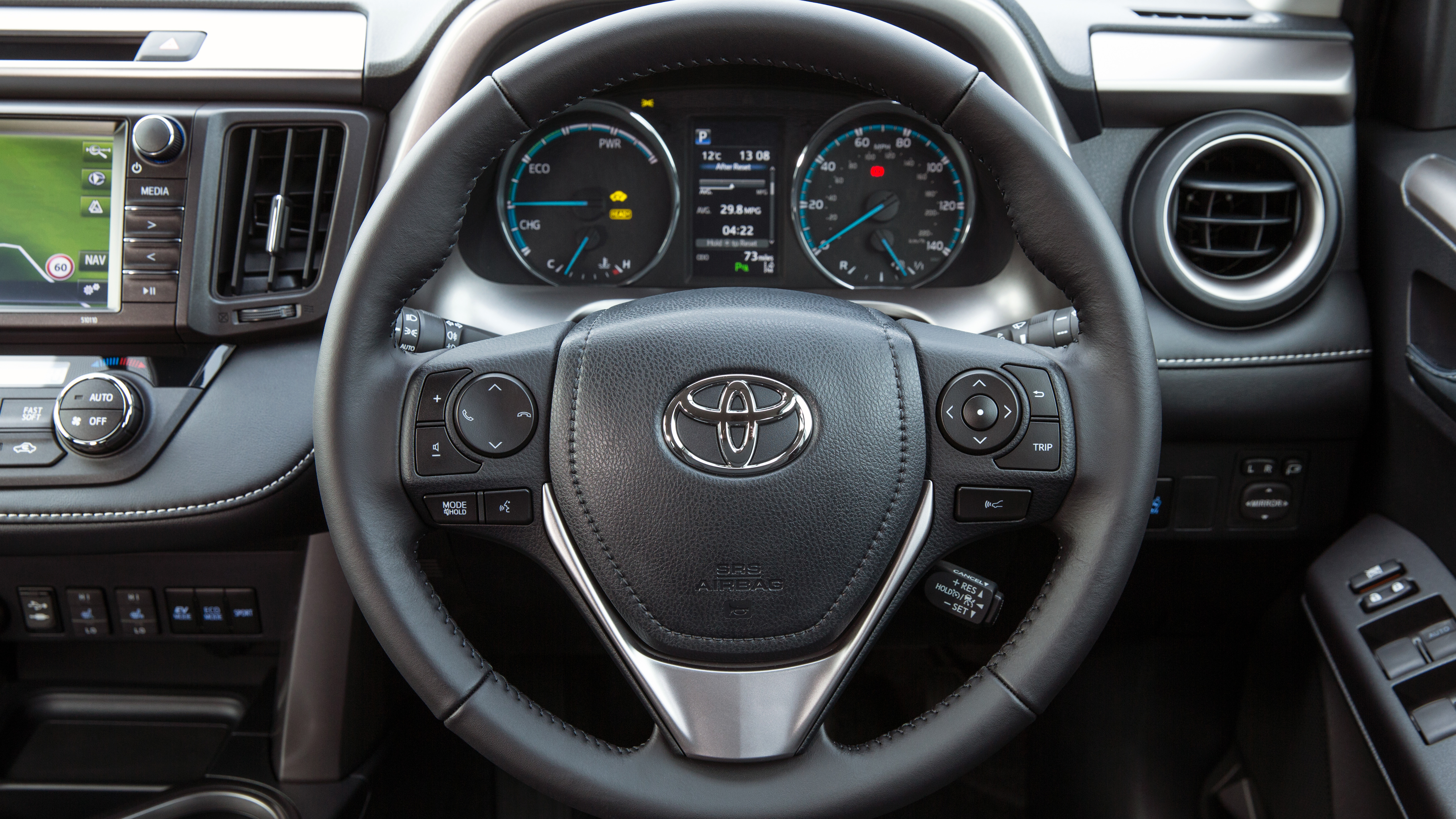 2016-rav4-hybrid-interior-3.jpg