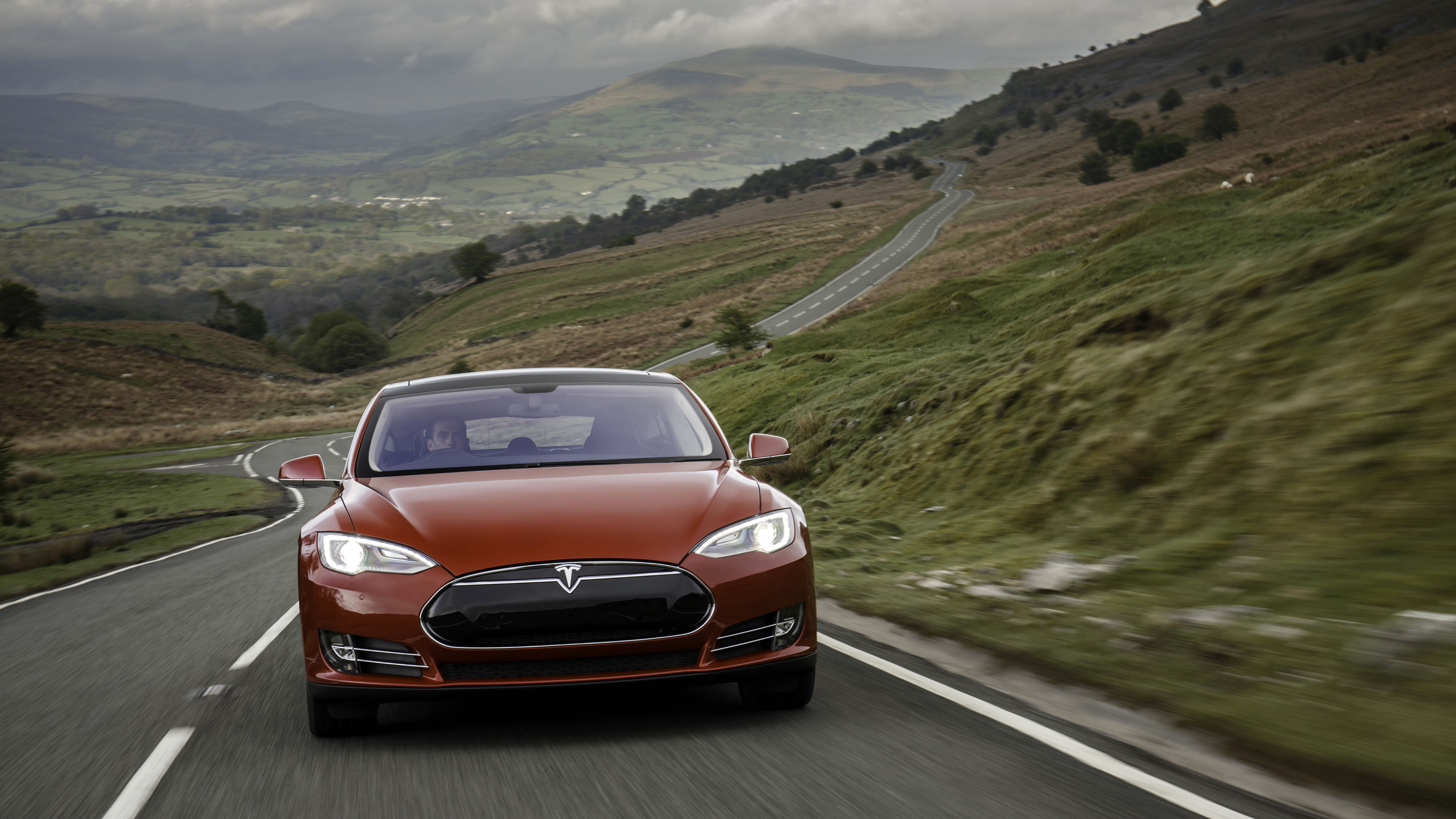 tesla_wales_may2014_077.jpg