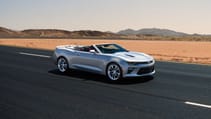 2016-chevrolet-camaro-convertible-026.jpg