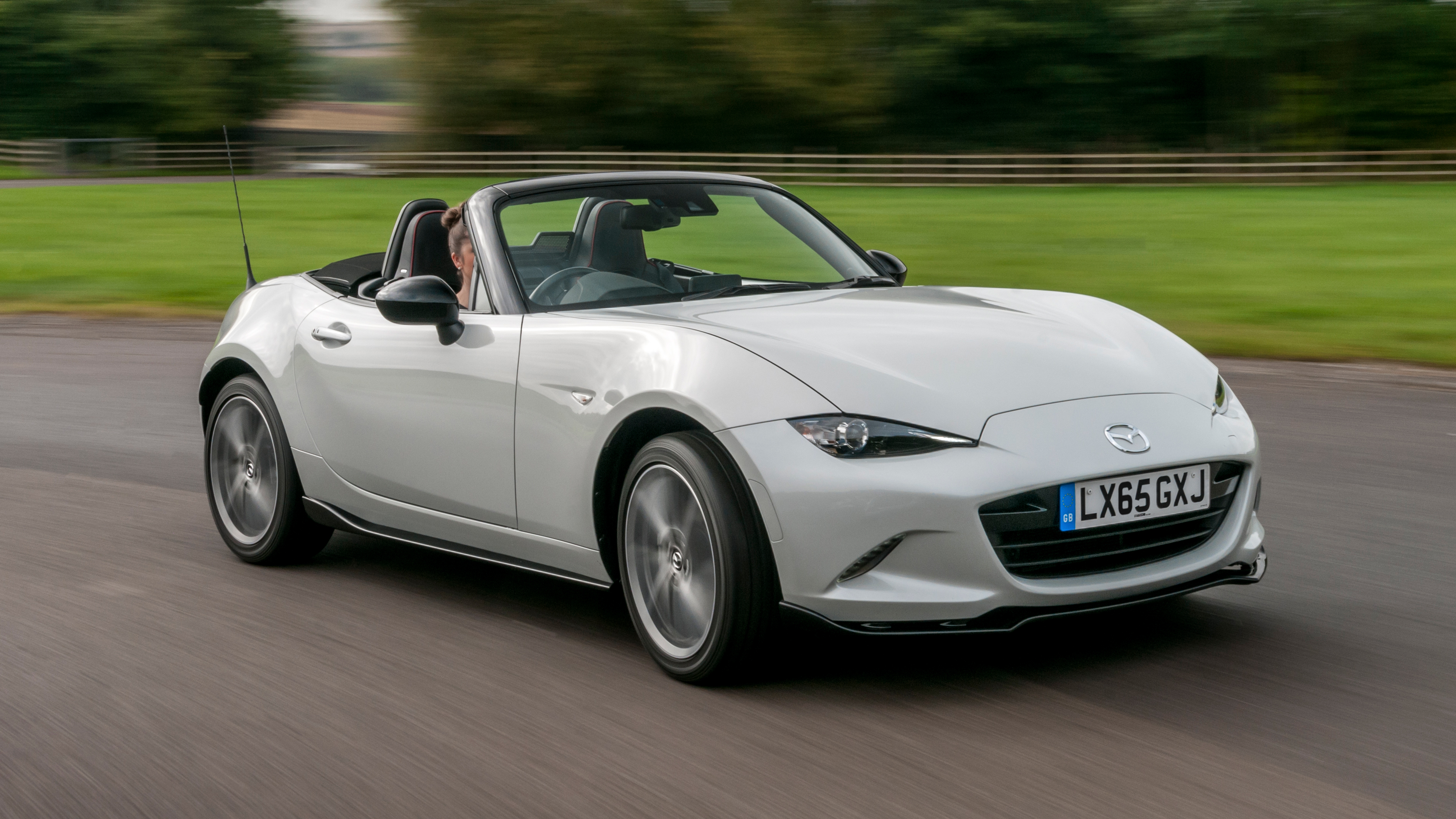 all-new-mazda-mx-5-sport-recaro-limited-edition-6.jpg