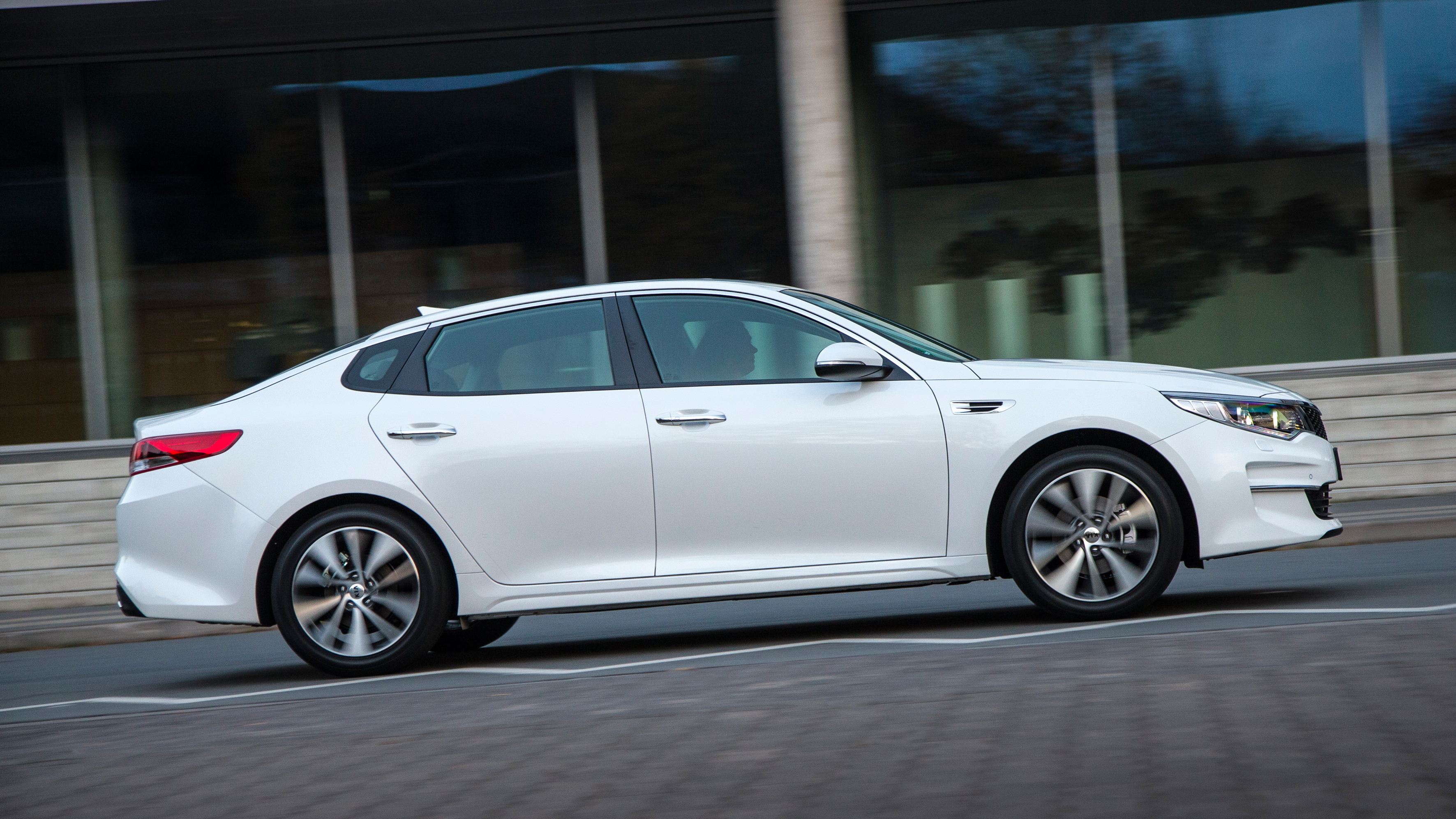 all-new-kia-optima-67663.jpg