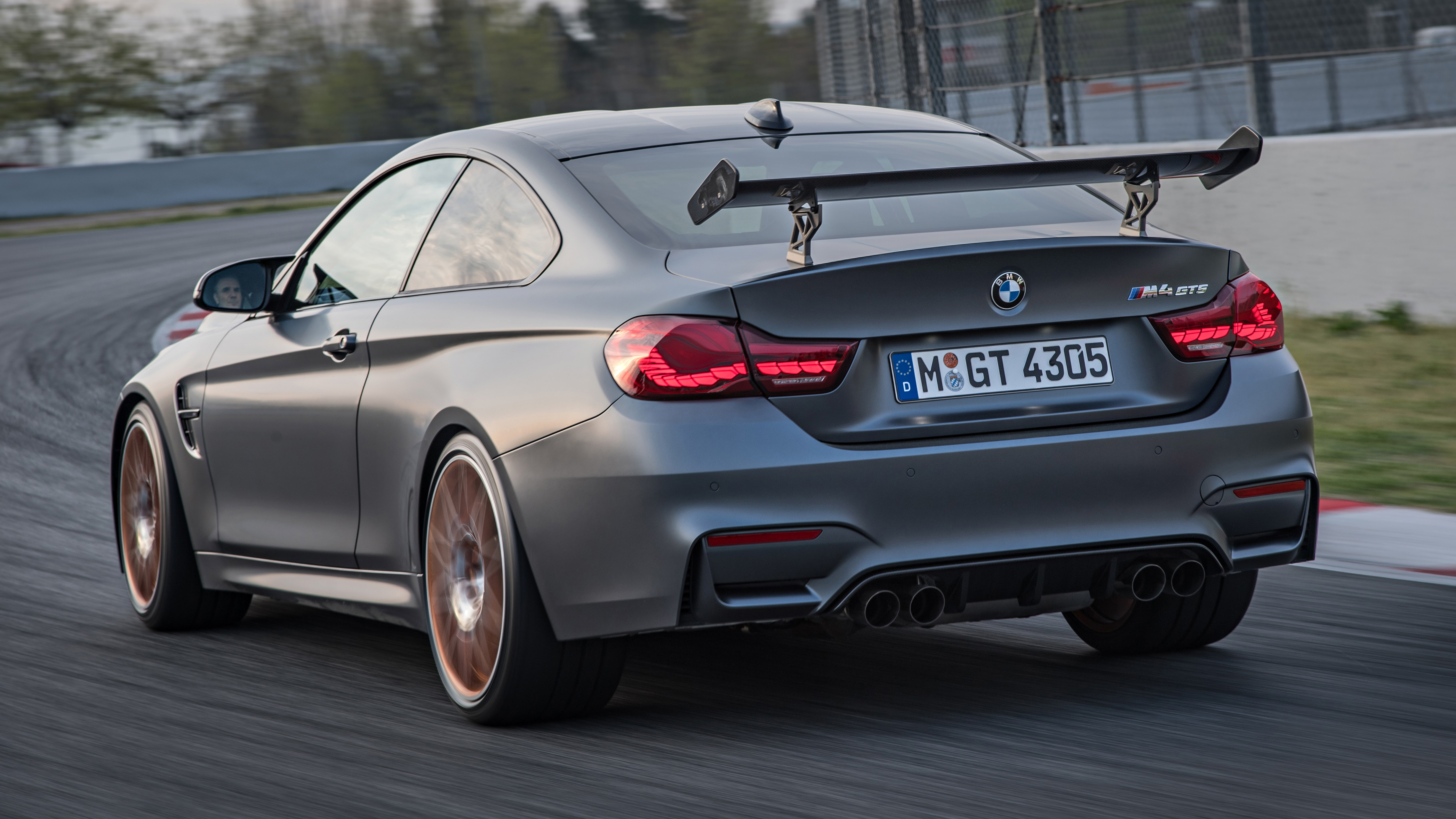 bmw-m4-gts-ol034.jpg