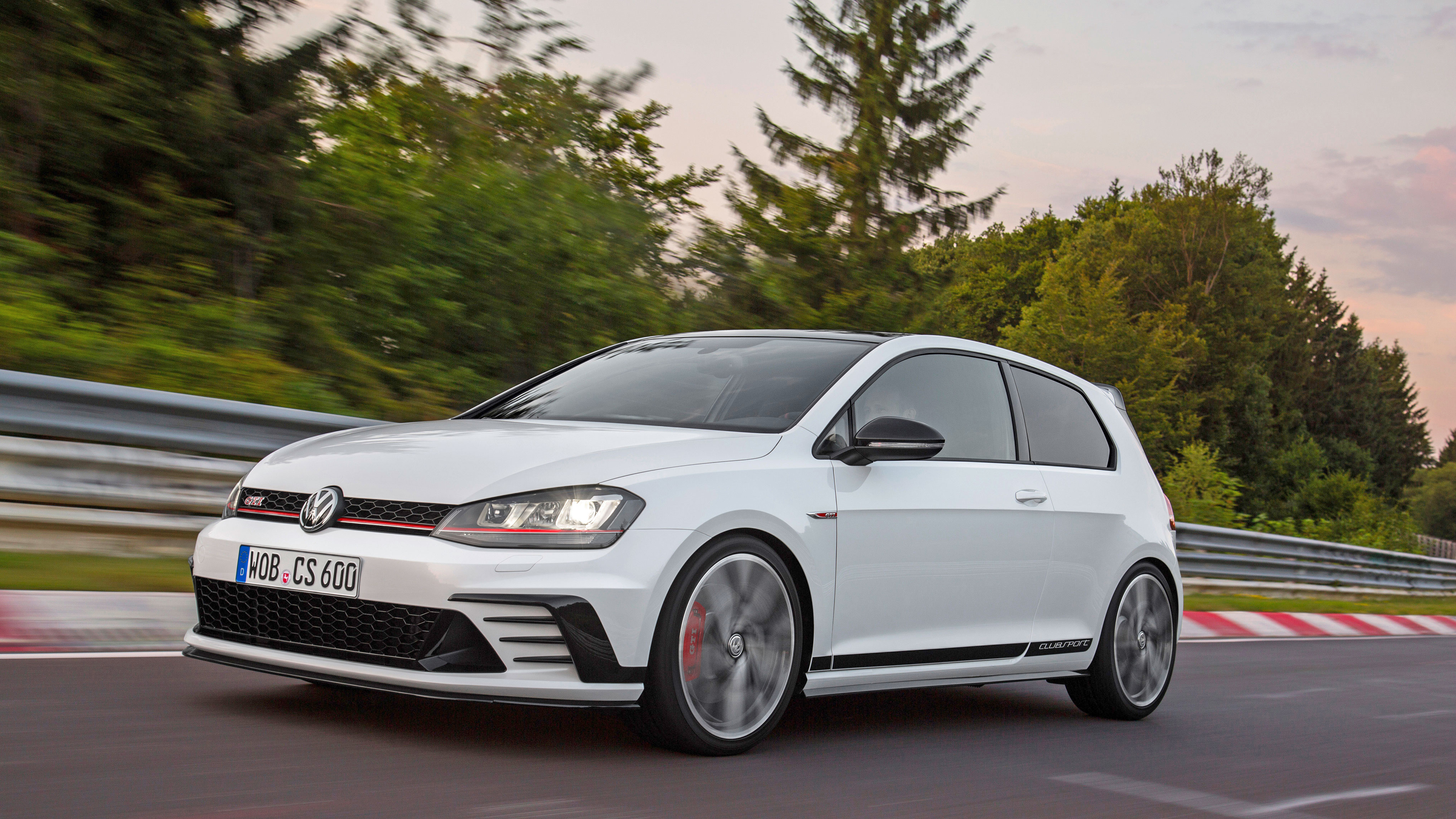 golf_gti_clubsport_edition_40_1.jpg