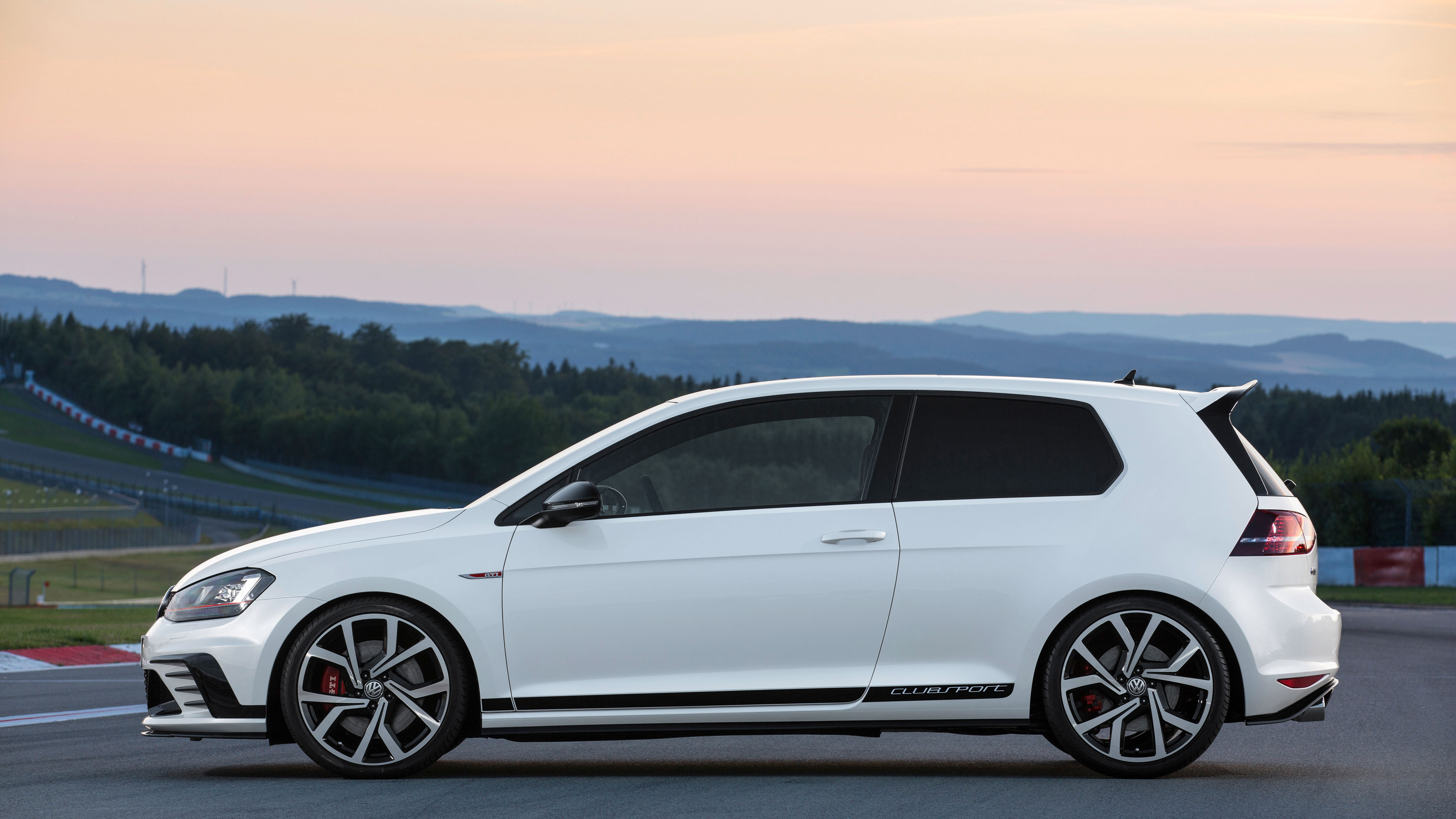 golf_gti_clubsport_edition_40_10.jpg