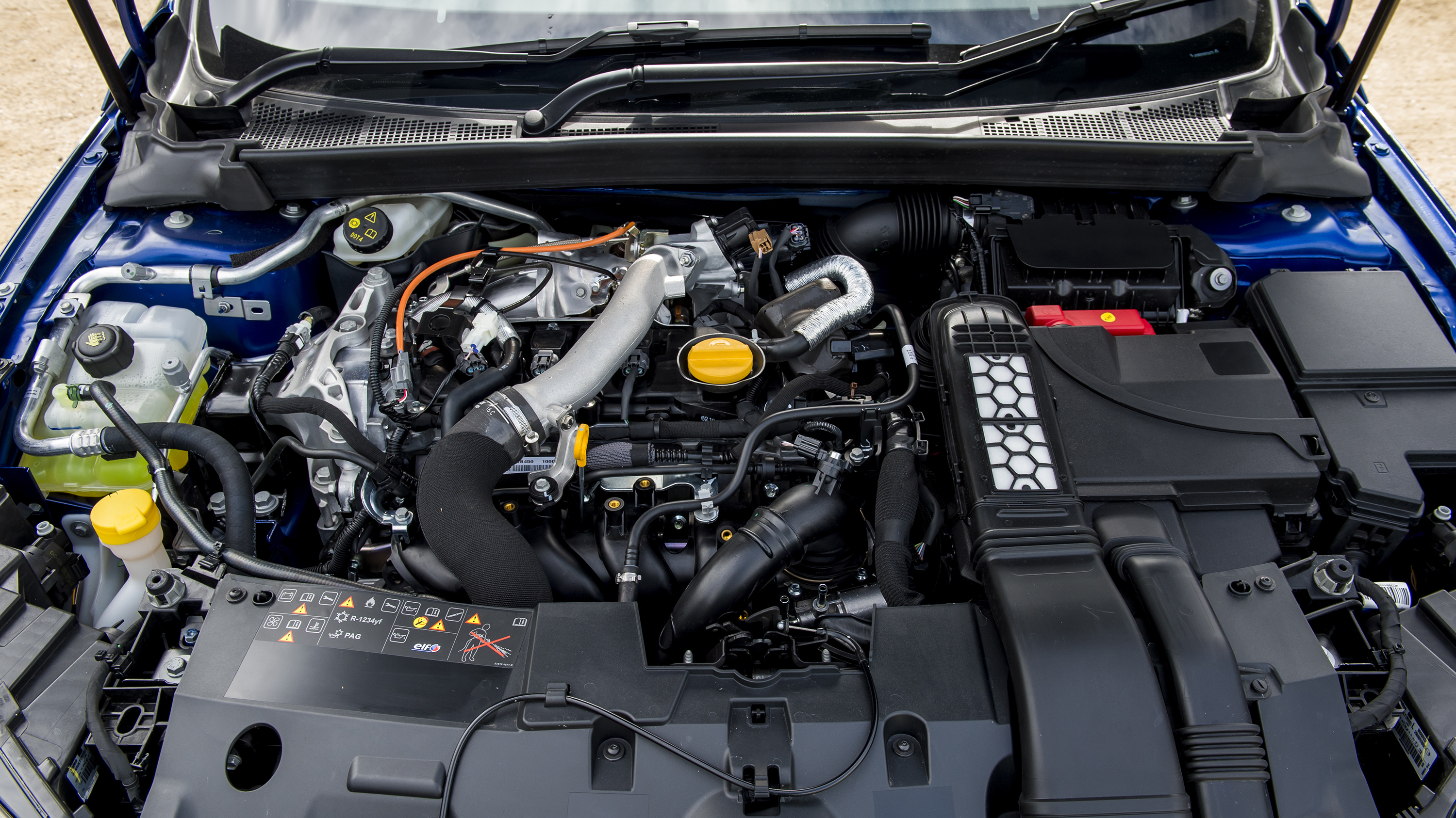 all-new_megane_gt_tce_205_71.jpg