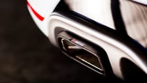 new_renault_clio_rs_trophy_32_c_renault.jpg
