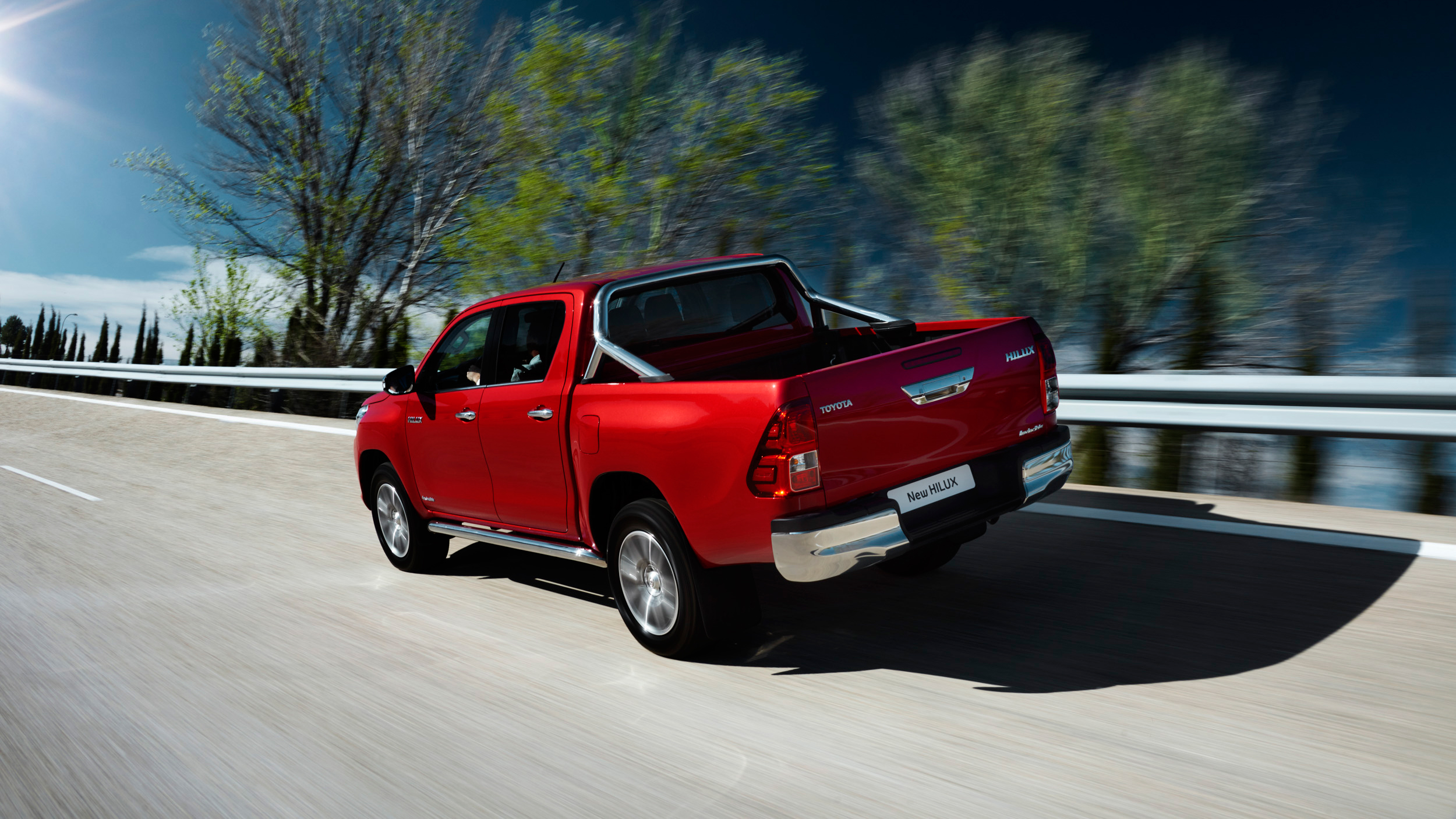 2016-hilux-namibia-exterior-3.jpg