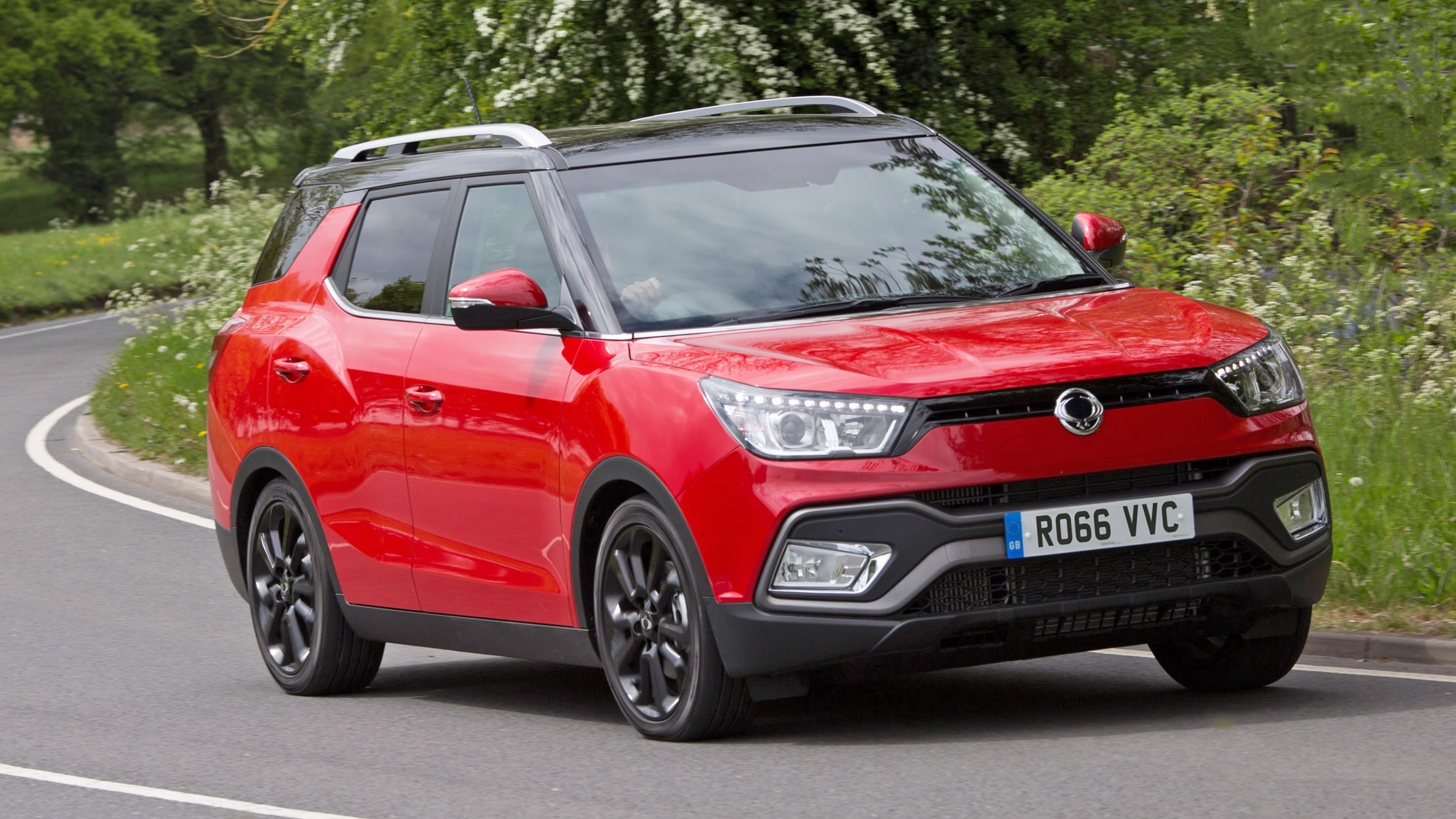 1._ssangyong_tivoli_xlv_elx_9.jpg