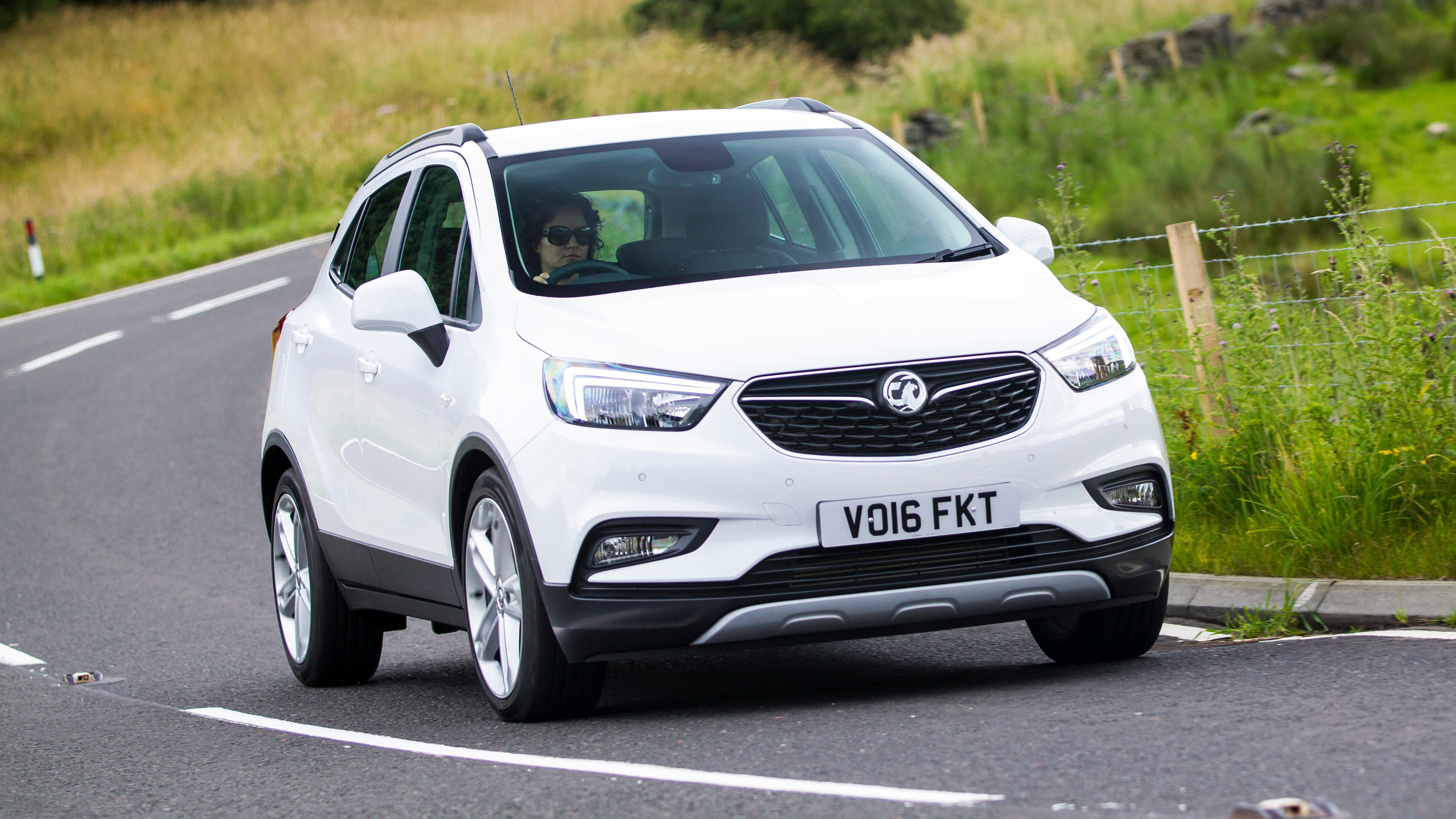 vauxhall_mokka_x041.jpg