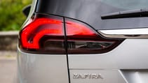 vauxhall_zafira_102.jpg