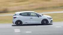 clio_renault_sport_220_trophy_-_intl_test_drive_-_bordeaux_-_140716_41.jpg