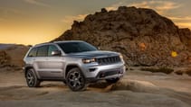 2017-jeep-grand-cherokee-trailhawk-front-three-quarter-02.jpg