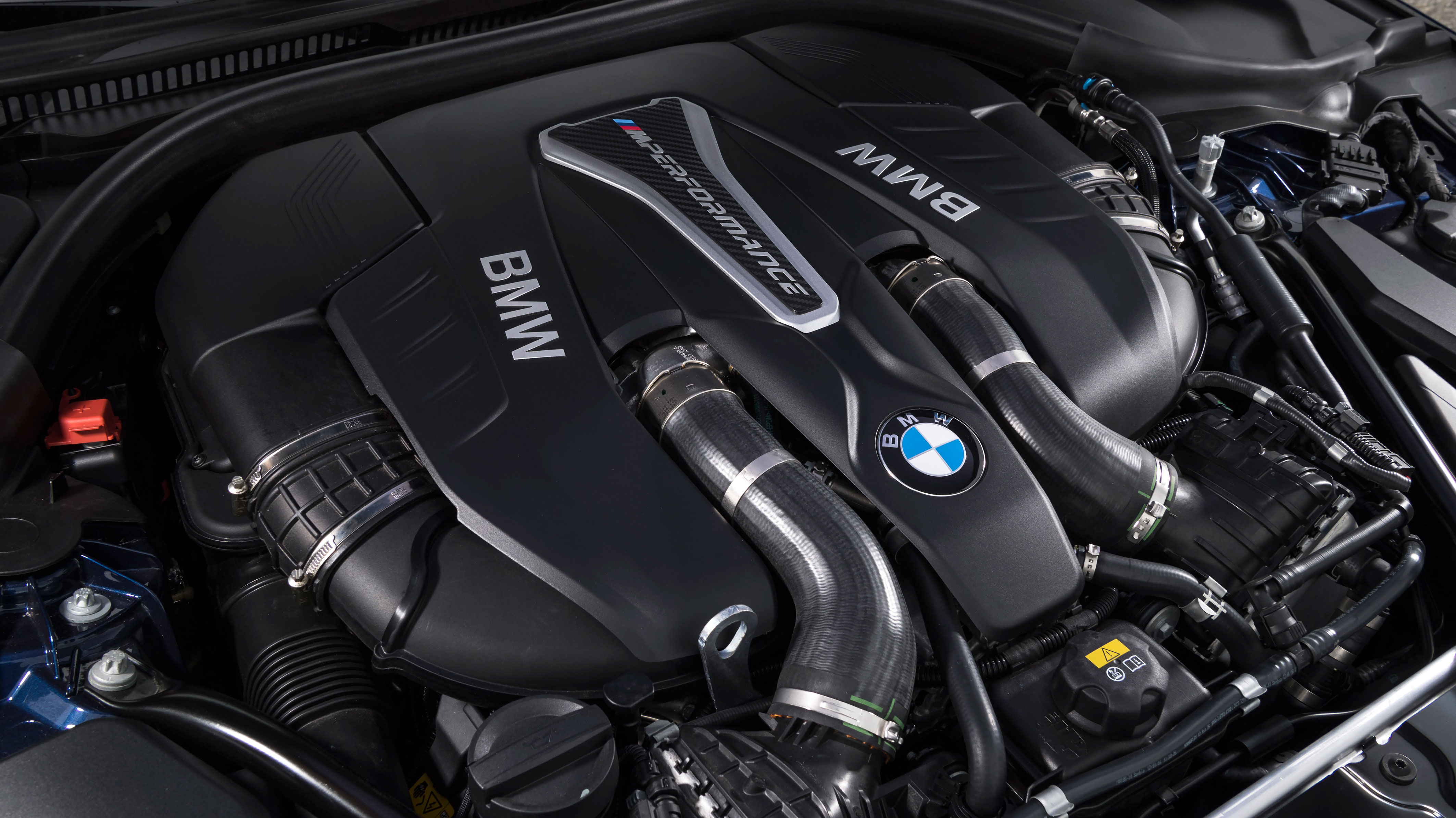 bmw_m550i_xdrive_56.jpg