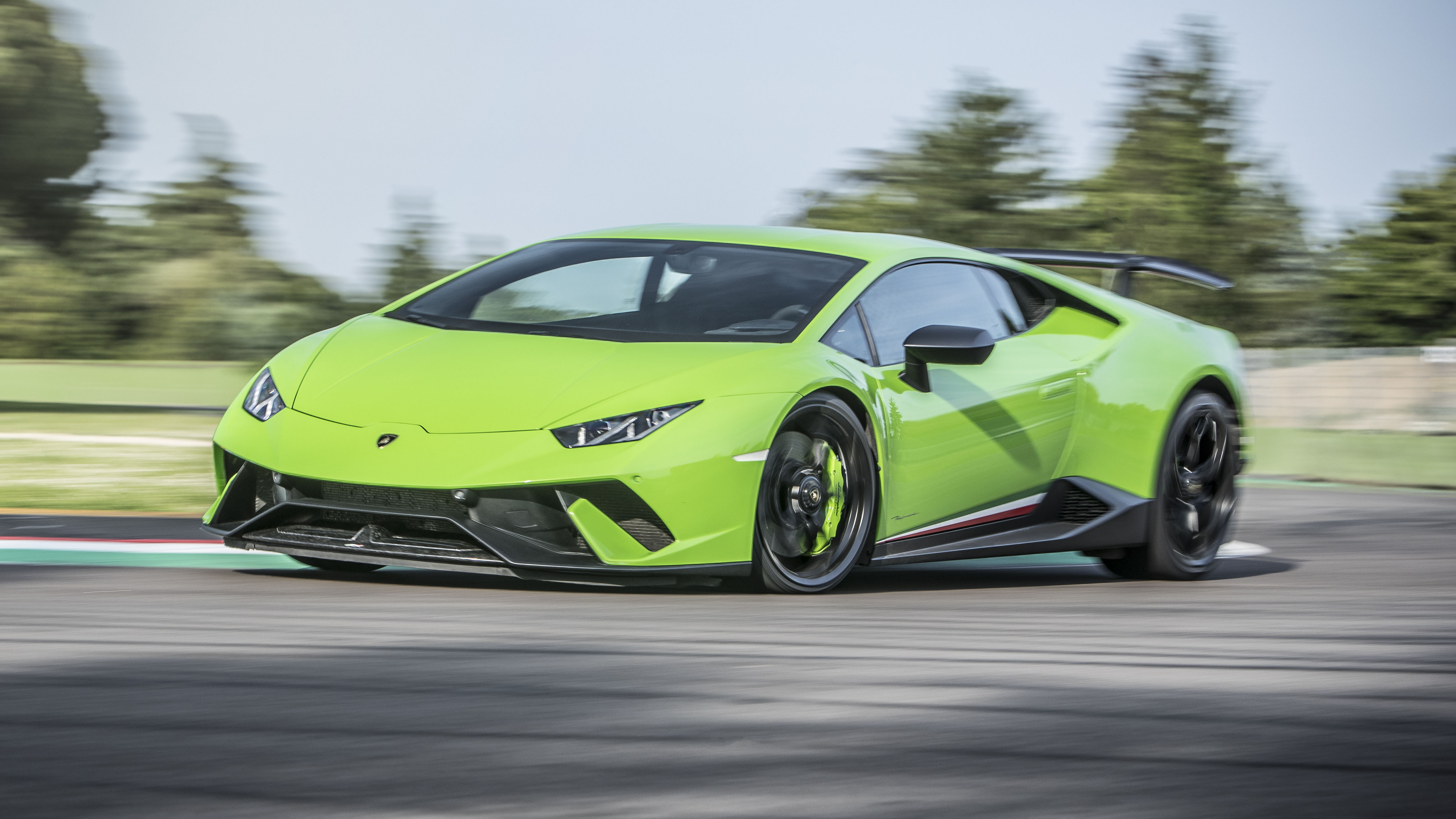 huracan_performante_green_046.jpg