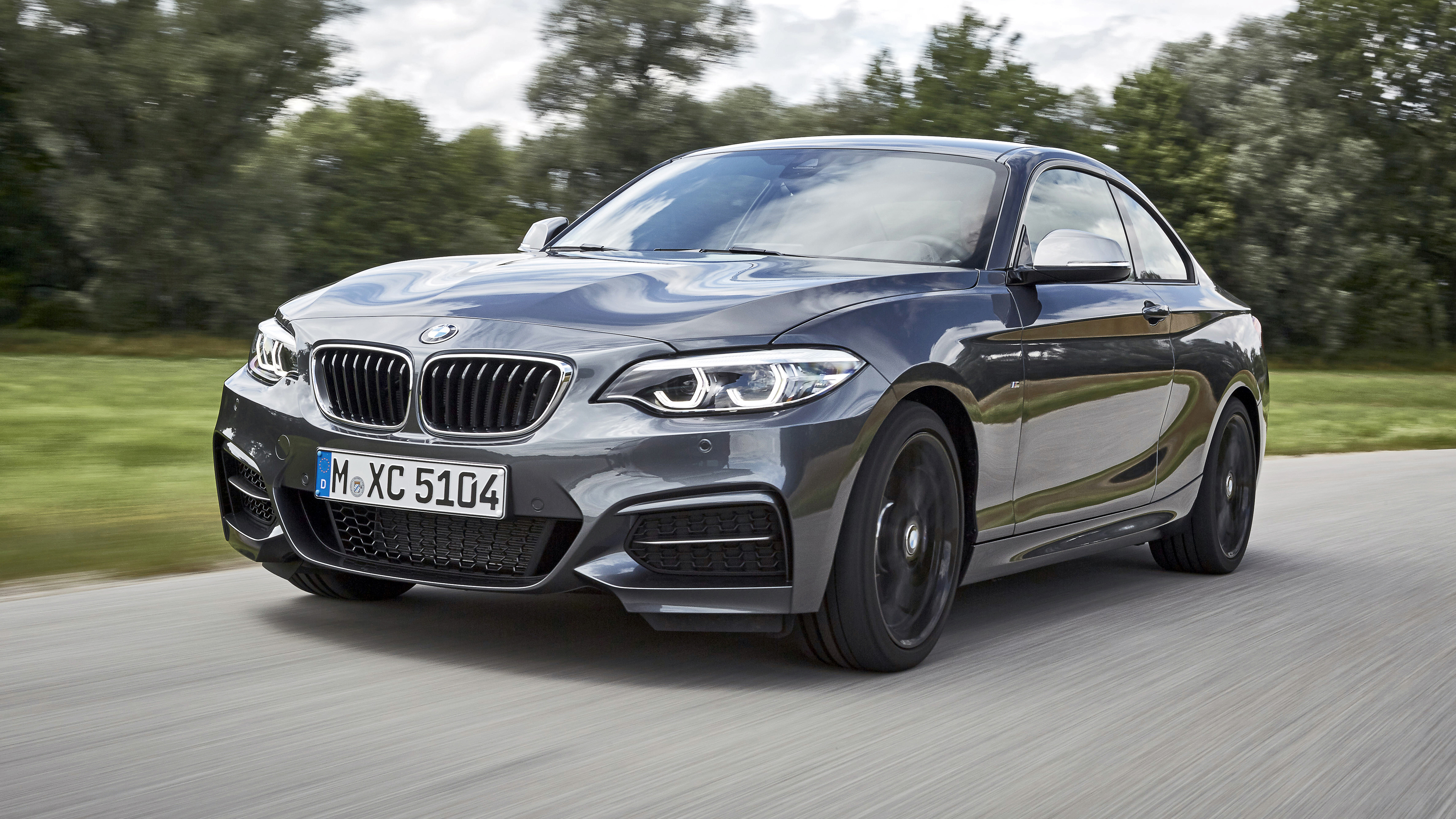 bmw_m240i_xdrive_coupe_01.jpg