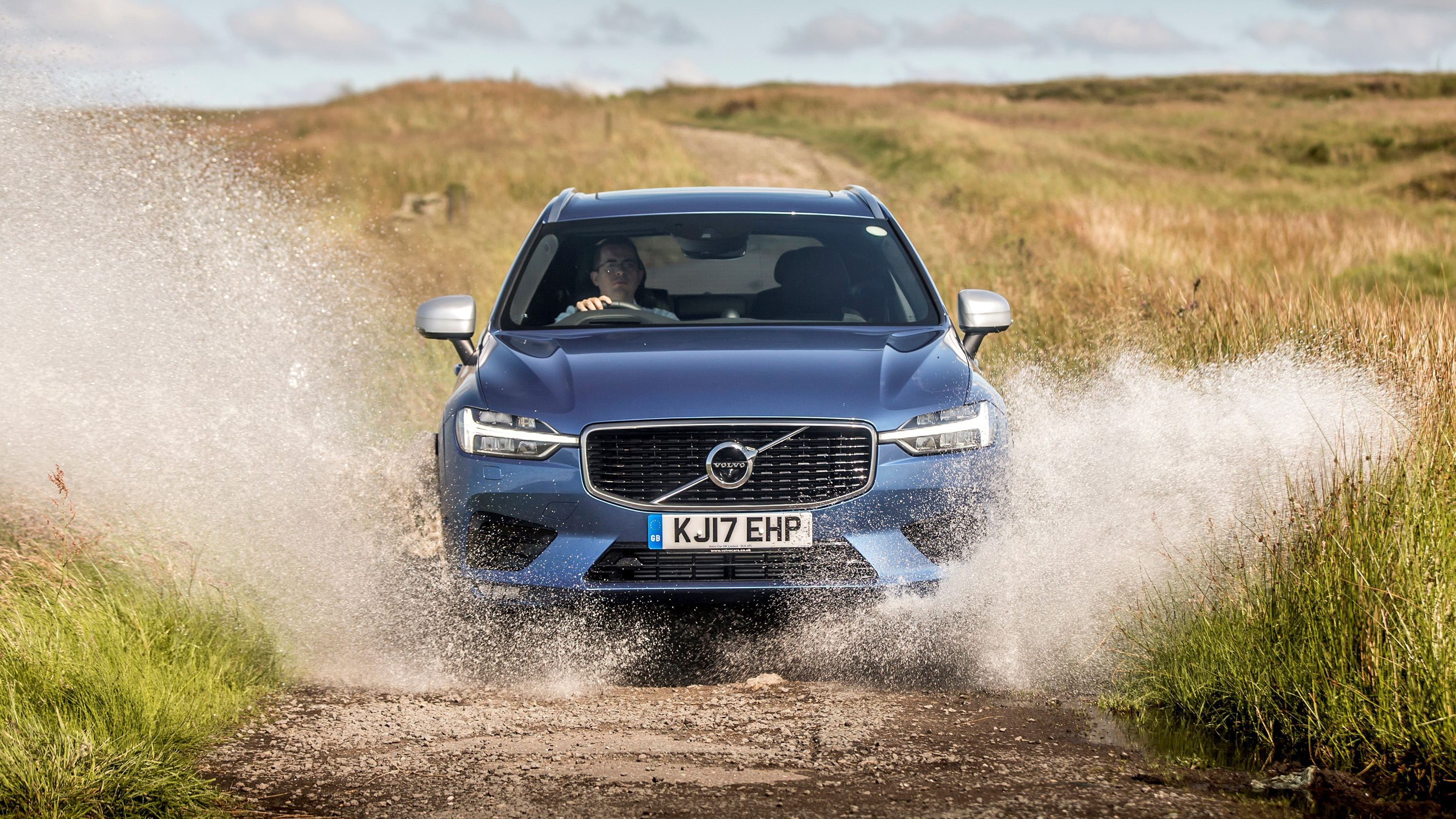 210921_volvo_xc60.jpg