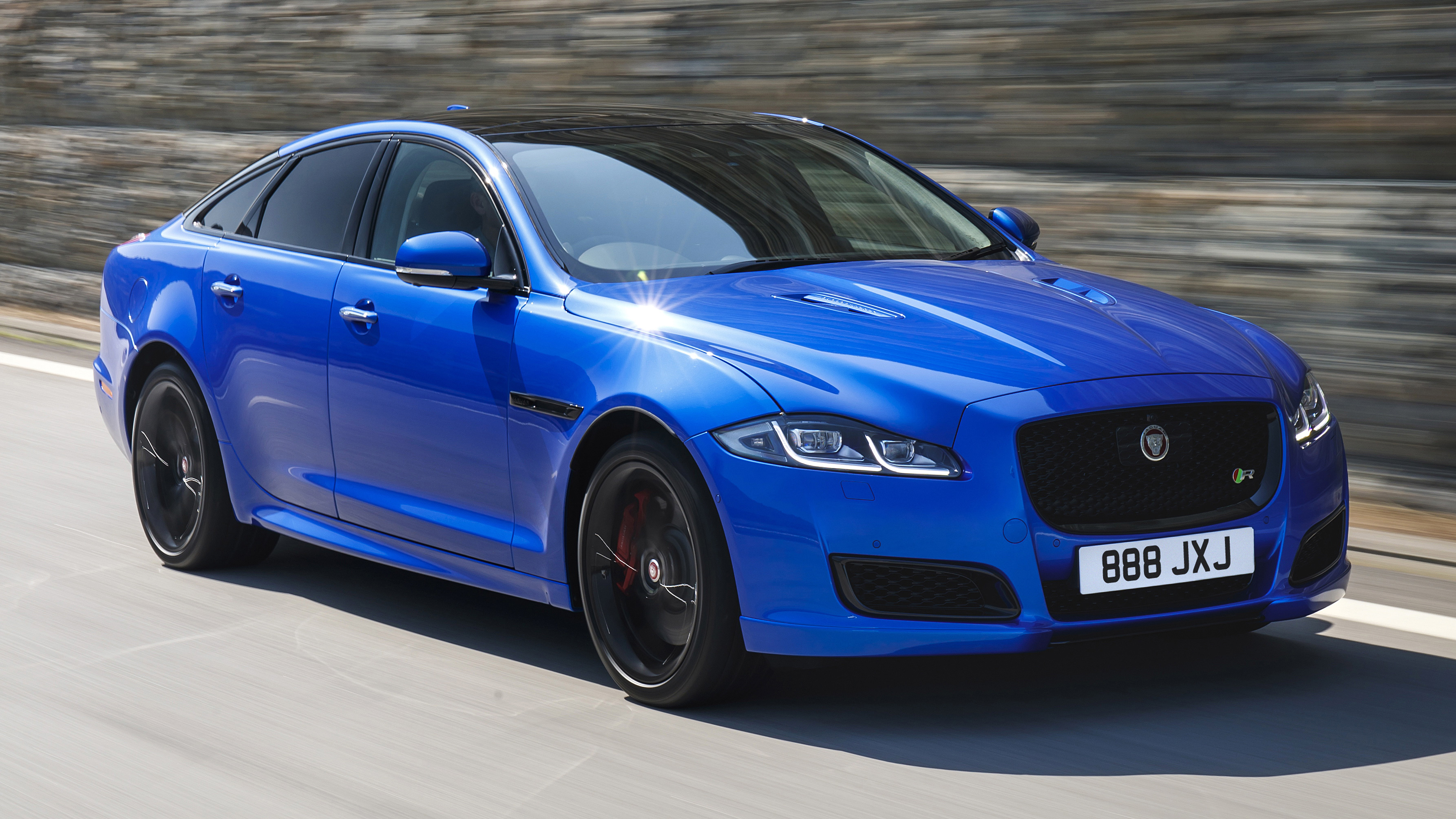 xjr575_swb_velocity_blue_005.jpg