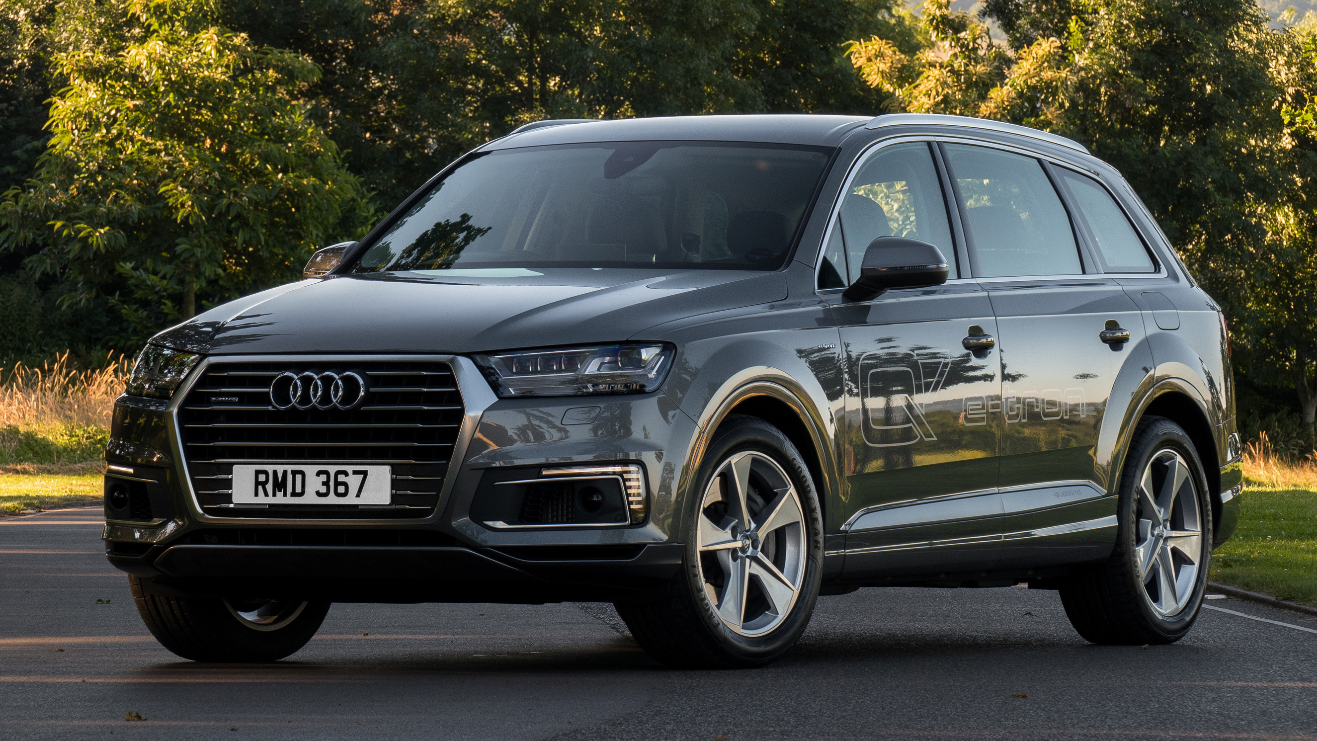 audi_q7_e-tron_059.jpg