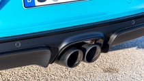 s17_2866_fine.jpg