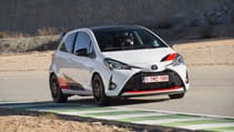 164_yaris_grmn_dynamic_track.jpg